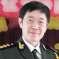 会员：王亚非