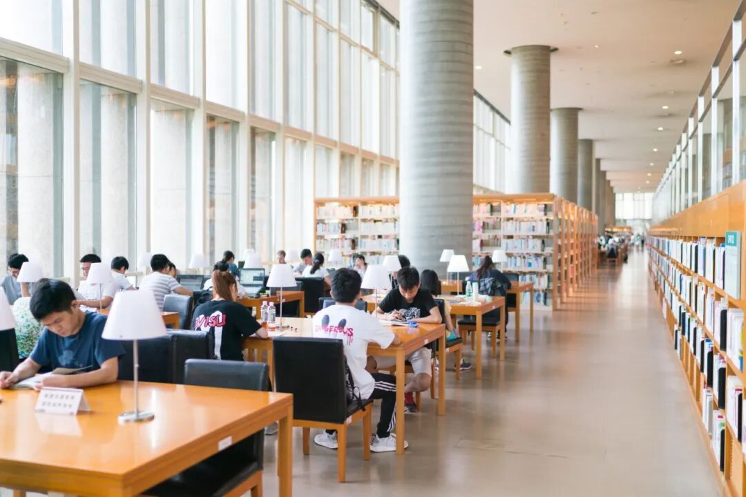 【摄影图】图书馆教育学习_665428_副本.jpg